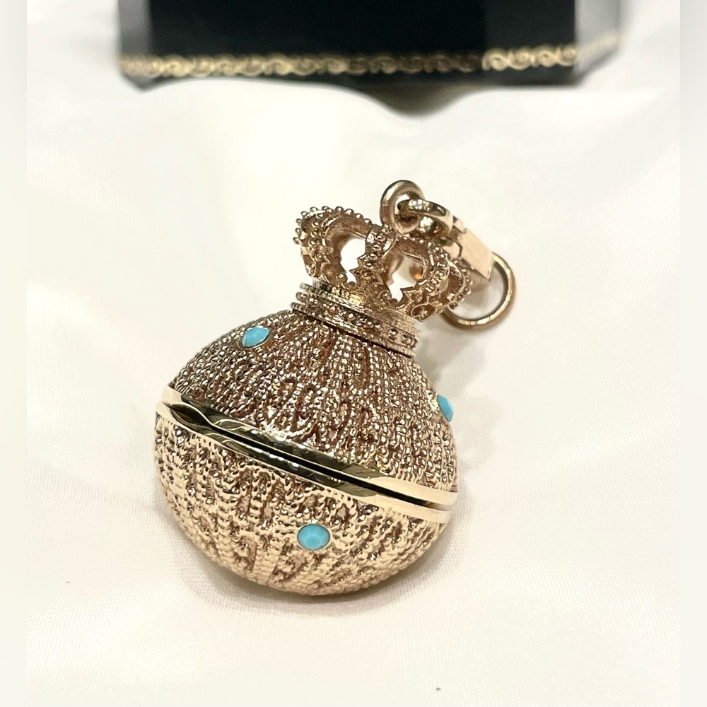 ULTRA RARE Juicy Couture Vintage Gold Royal ORB Crown Antique Canister 2005 NIB - Picture 2 of 8